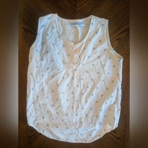 Pinot Noir‎ Vintage Pink And White Sleeveless Button-Front Tank Size 8